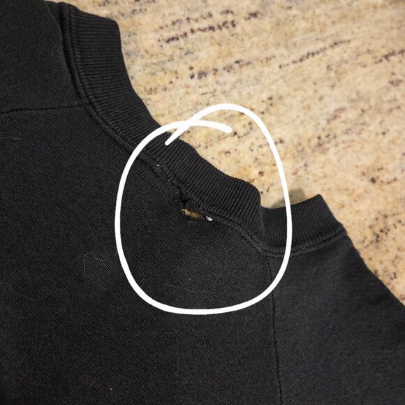 Vintage Harvard University Men’s M Veritas Graphic Black Sweatshirt Distressed - Picture 13 of 15